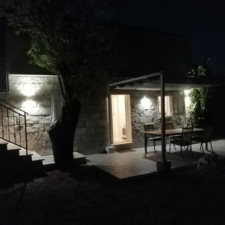 Olive Grove House Lumbarda Βίλα Εξωτερικό φωτογραφία