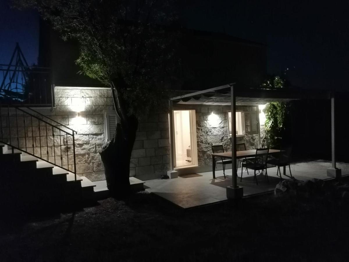 Olive Grove House Lumbarda Βίλα Εξωτερικό φωτογραφία